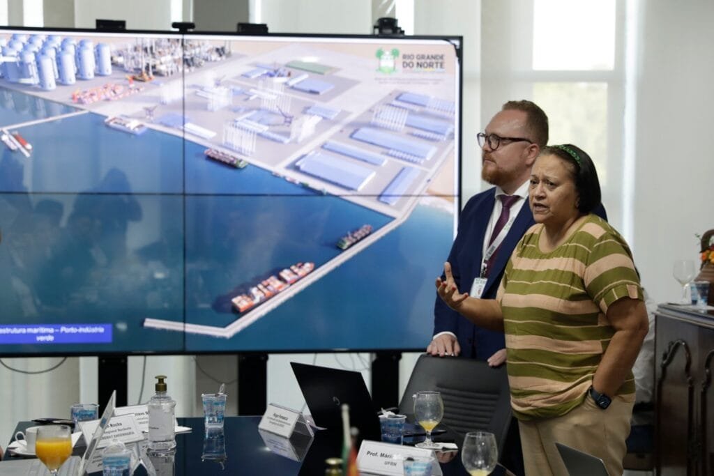 Governadora vai à Espanha em busca de parcerias para porto verde