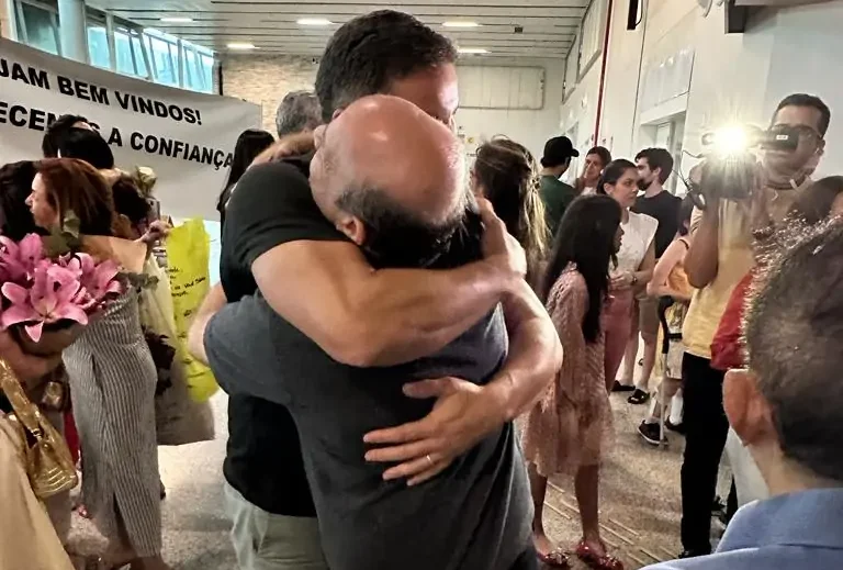 Potiguares que estavam em Israel desembarcam no RN