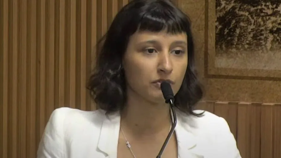 Brisa Bracchi diz que apoio a evento cultural foi legal e conduzido pela Funcarte: ‘Não há promoção pessoal’
