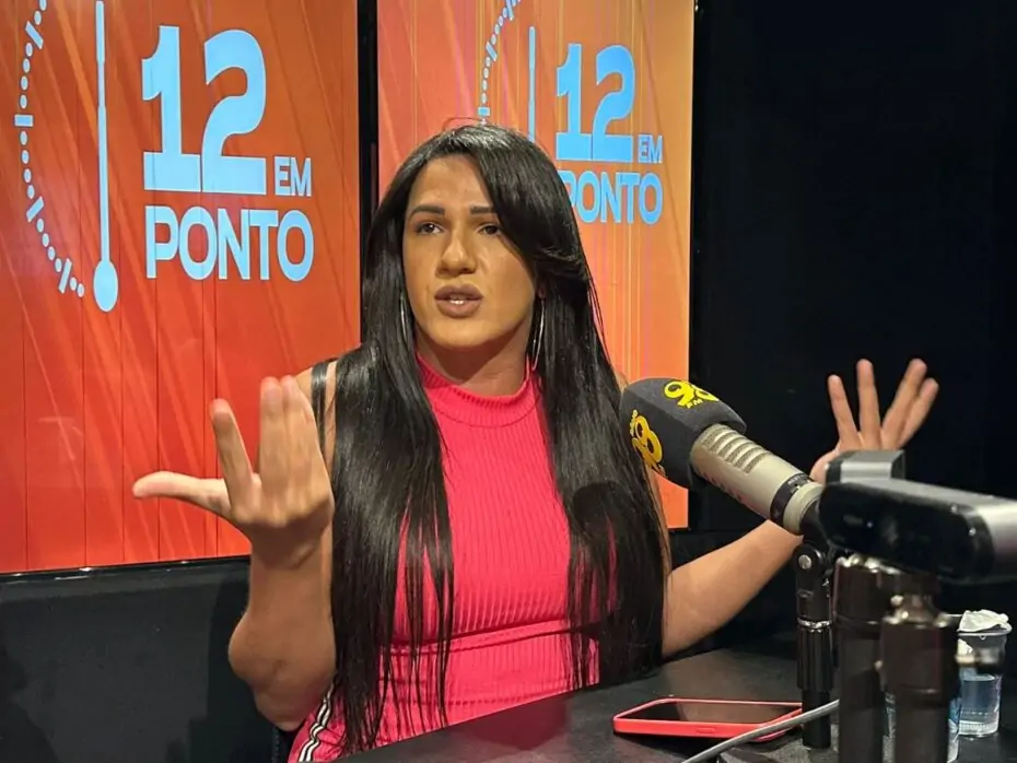 Thabatta rompe com PSB após aliança de Rafael com Álvaro e será candidata a vereadora de Natal pelo PSOL