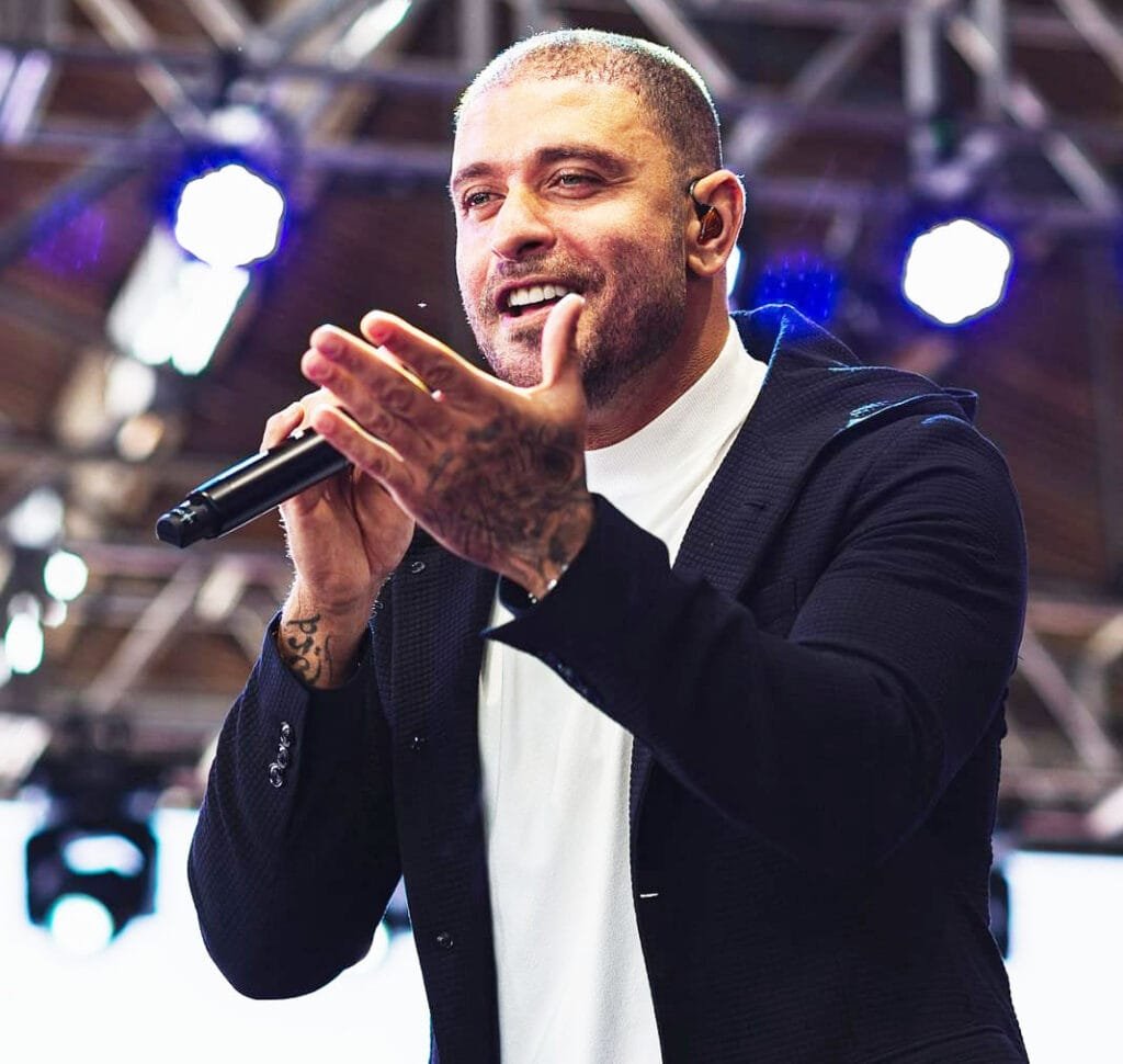 Premiere por Toinho Silveira