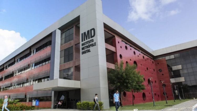 IMD abre processo seletivo com sete vagas para bolsistas de TI e Design