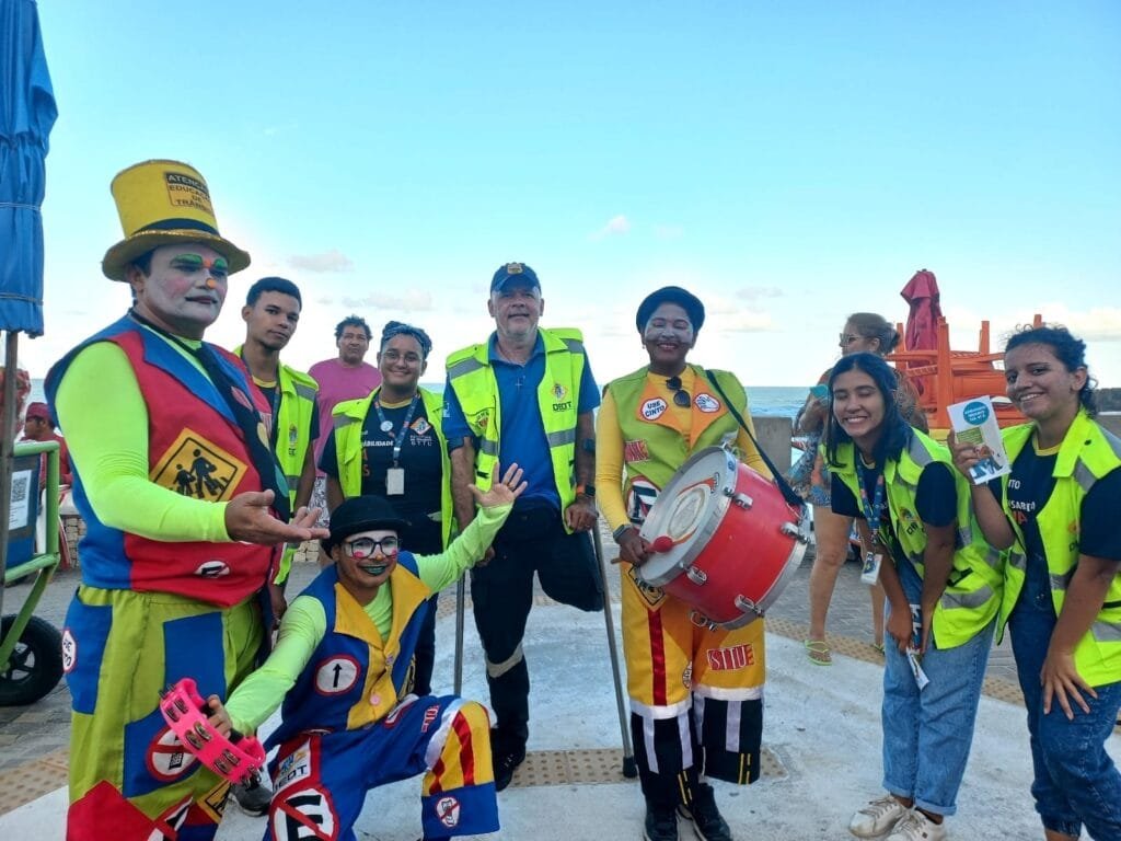 STTU realiza blitz educativa contra a embriaguez no Carnaval