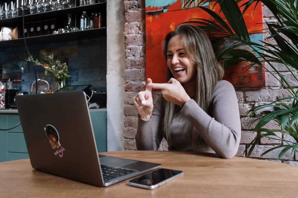 Pesquisa da UFRN propõe uso de ferramentas digitais na educação de surdos