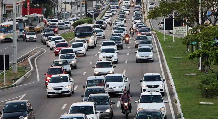 STTU divulga lista de veículos autuados em Natal; condutores têm 30 dias para apresentar defesa