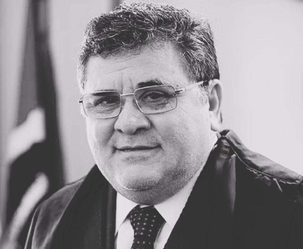 Prefeito de Natal se pronuncia sobre falecimento de desembargador