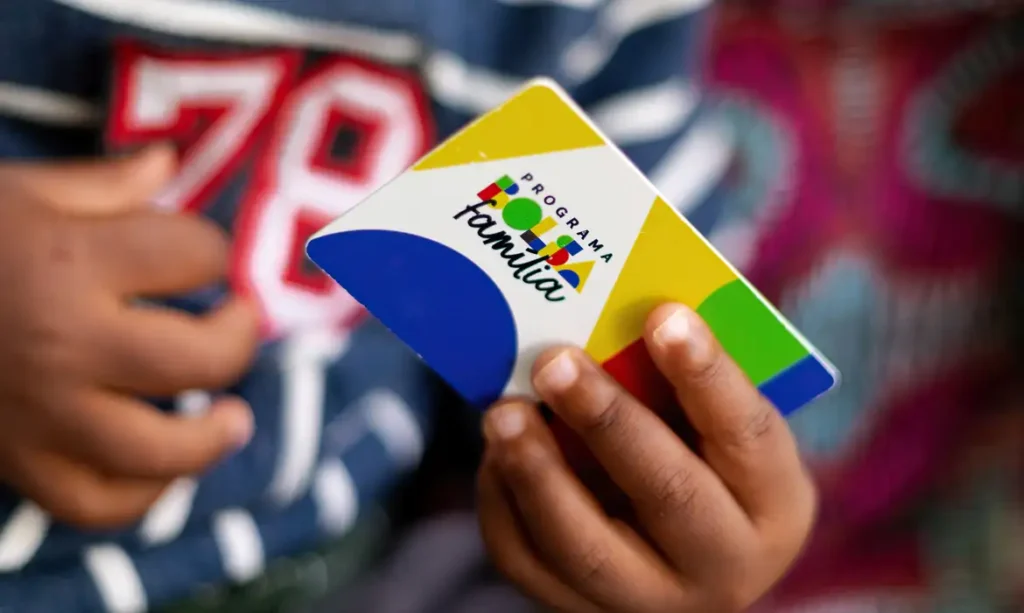 Pagamentos de outubro do Bolsa Família começam nesta segunda
