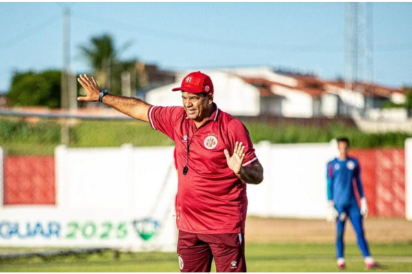 América procura reforços