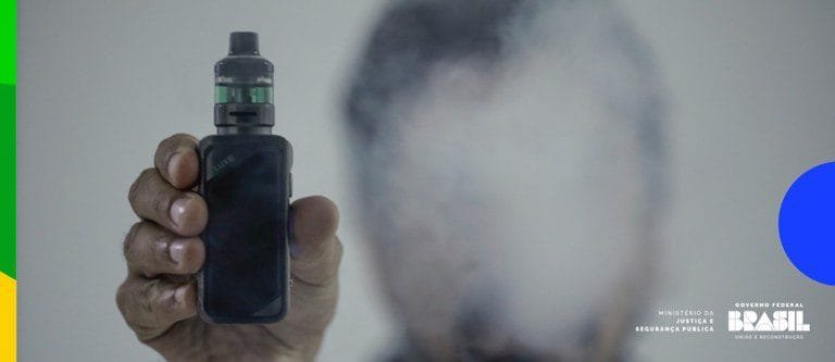 YouTube, Face, Instagram e sites têm 48h para eliminar conteúdos sobre cigarros eletrônicos