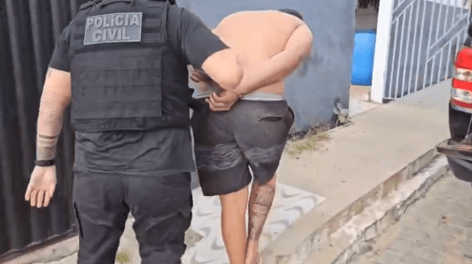 Polícia prende homem suspeito de ser gerente de ponto de tráfico em Jucurutu