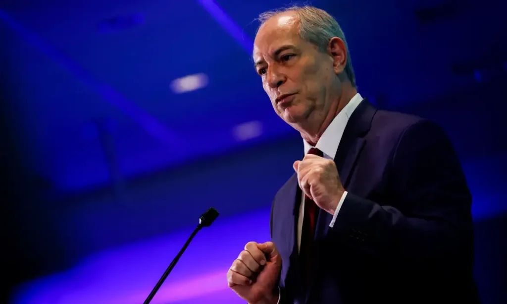 Justiça Eleitoral do Ceará nega pedido de prisão de Ciro Gomes