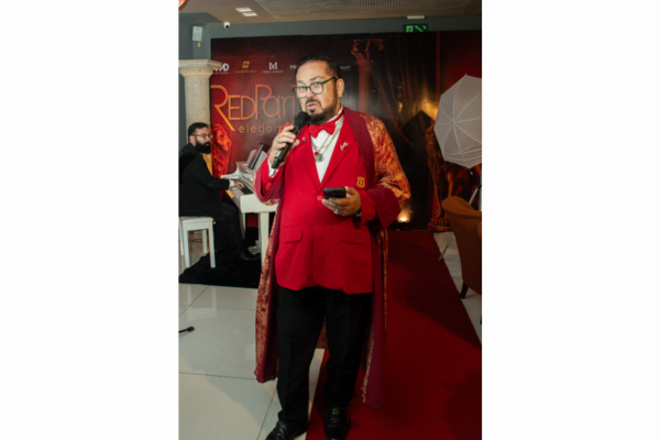 Premiere por Toinho Silveira