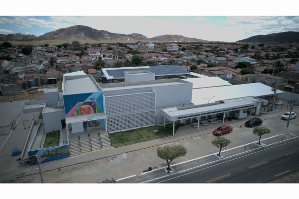 Mais investimento em infraestrutura e tecnologia nas escolas da rede estadual