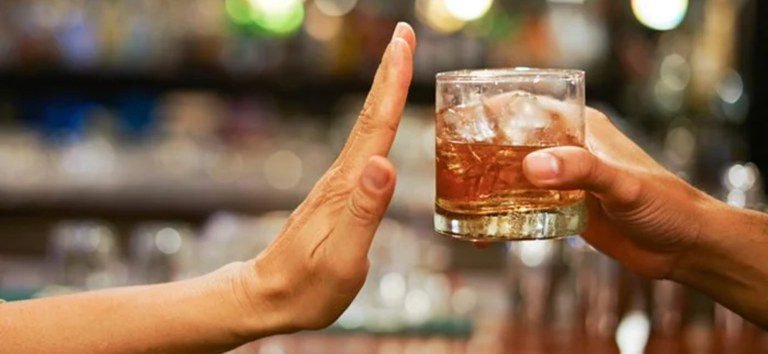 Casos confirmados de intoxicação por metanol chegam a 59 no Brasil