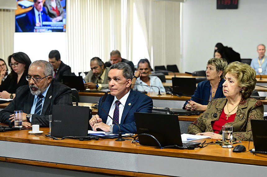 Comissão do Senado analisa inclusão de saberes indígenas e quilombolas no ensino técnico