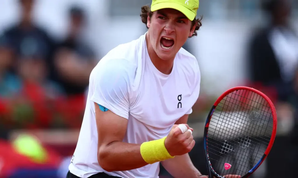 João Fonseca vence espanhol e vai disputar maior final da carreira