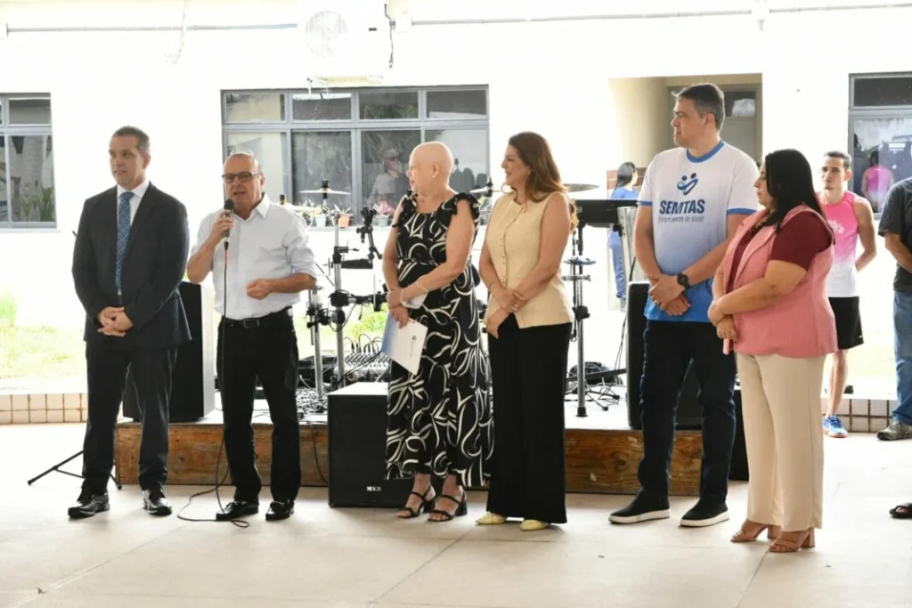 Paulinho Freire entrega à Câmara Municipal o Plano de Cargos e Carreiras do SUAS