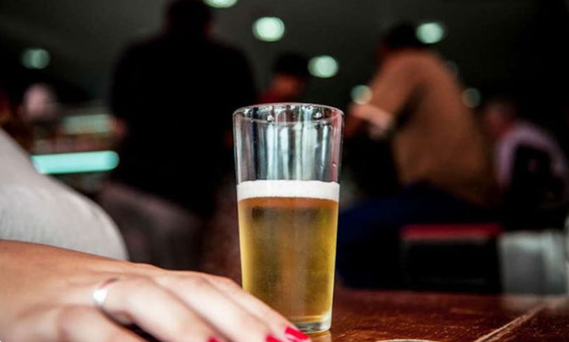 Lula sanciona lei que garante assistência às mulheres usuárias e dependentes de álcool