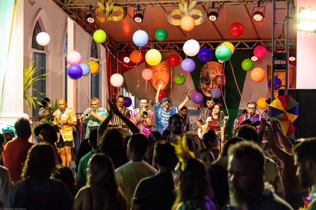 SESI-RN inicia programação cultural de 2026 com prévia carnavalesca no Solar Bela Vista