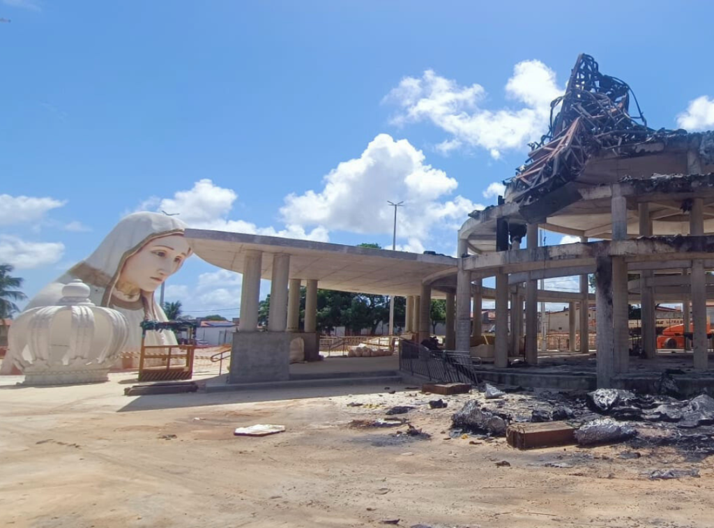 Qualidade do ar é monitorada nas proximidades da estátua de Nossa Senhora de Fátima após incêndio