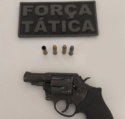 Suspeito reage a cumprimento de mandado e troca tiros com a PM em Nova Parnamirim