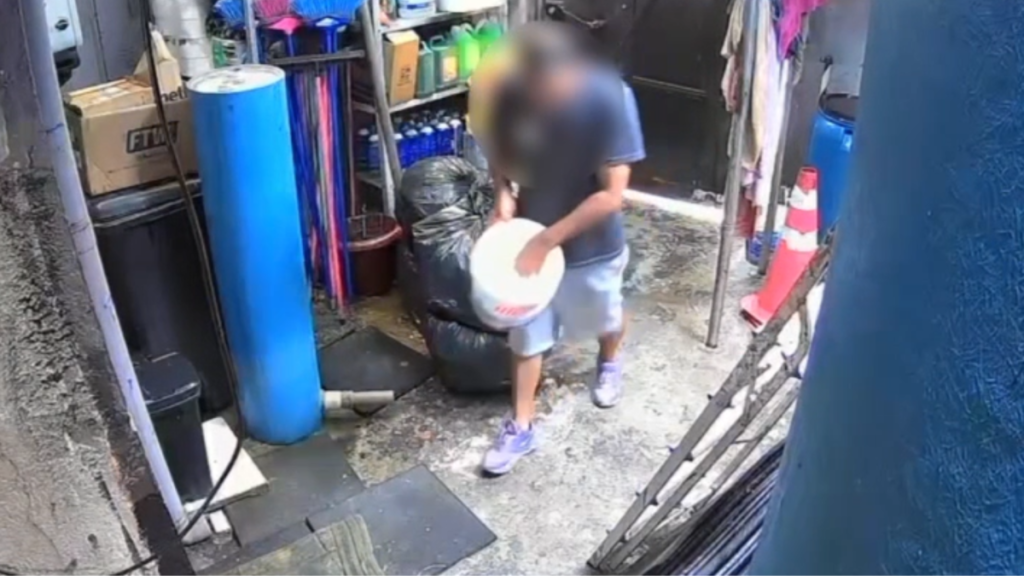 Vídeo mostra homem fazendo mistura de cloro para piscina onde mulher morreu em SP