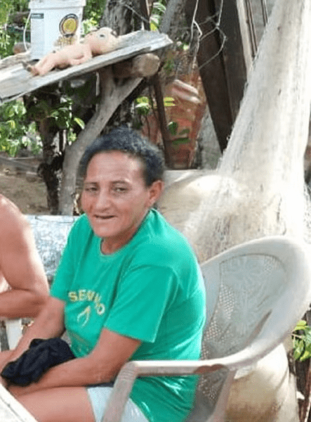 Mulher é assassinada com golpes de machado em Extremoz; marido hospitalizado