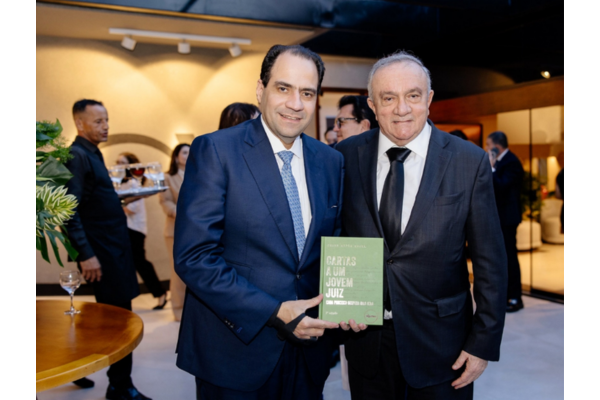 Premiere por Toinho Silveira