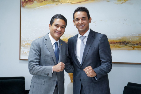 Allyson Bezerra dá rasteira federal e toma o Republicanos de Álvaro Dias