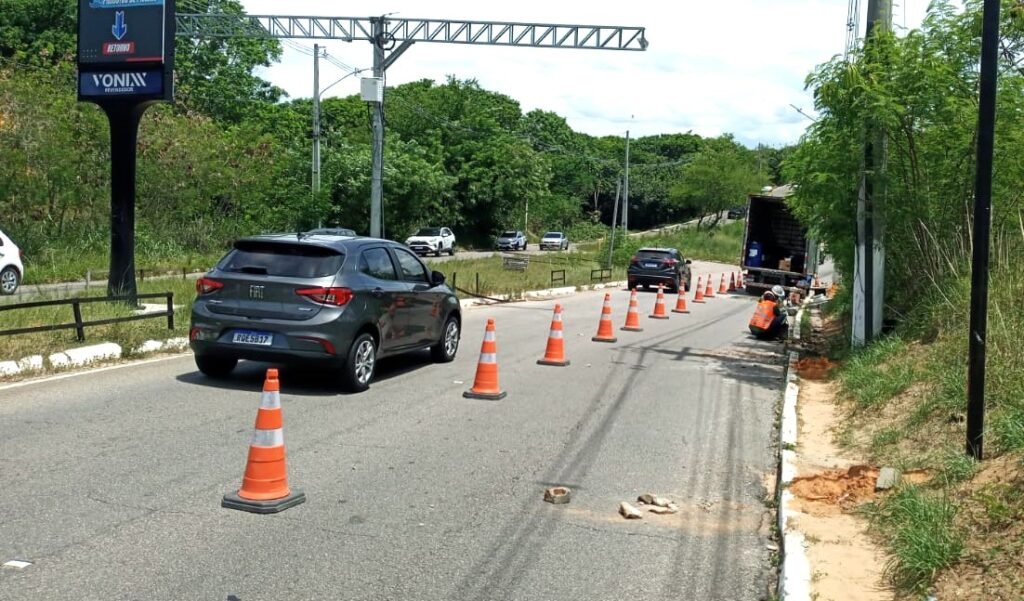 Detran inicia serviços de implantação da fiscalização eletrônica na Av. Olavo Montenegro