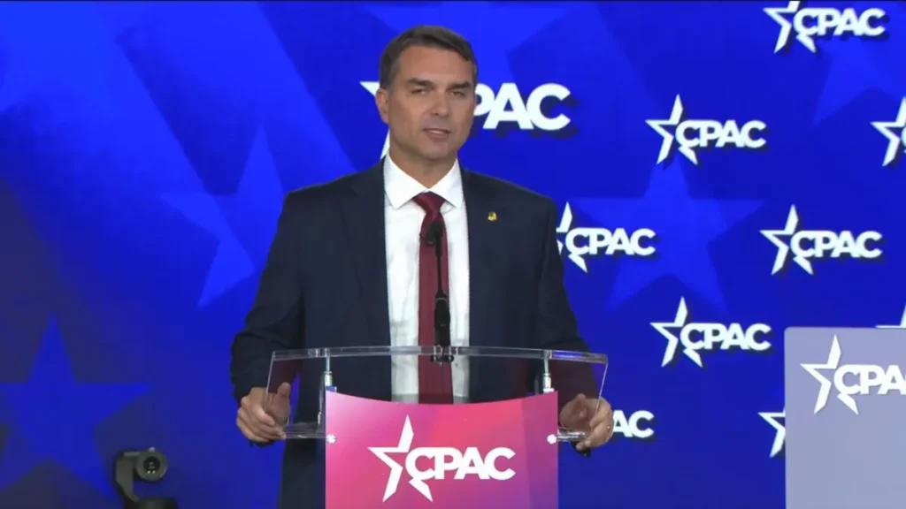 Flávio diz que Brasil é “solução para EUA ter minerais de terras raras”