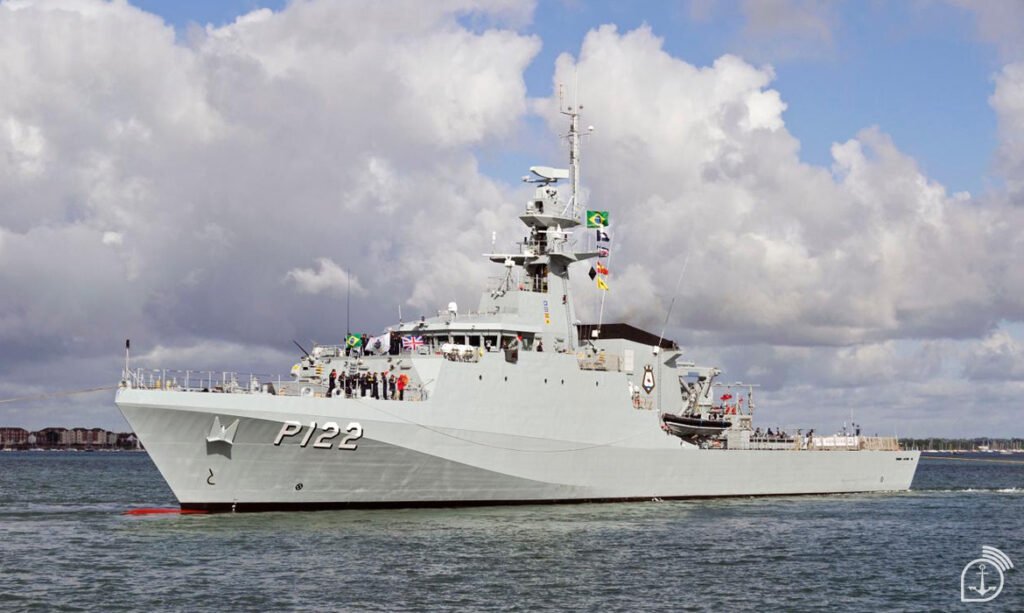 Operação coordenada pela Marinha em Natal resgata navio africano à deriva há quase 2 meses