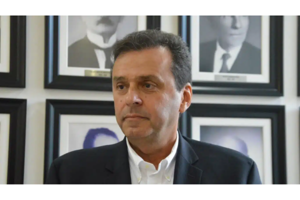 Carlos Eduardo pode ser o nome para reforçar chapa de Allyson na capital