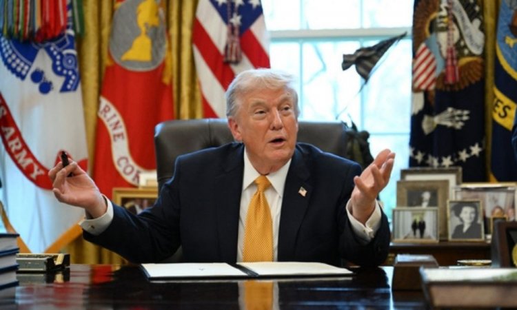 Às vésperas das negociações, Trump ameaça o Irã e diz que o país ‘só está vivo para negociar