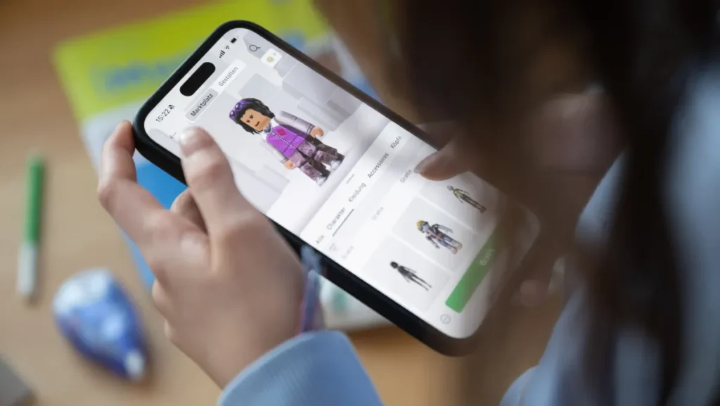 Roblox vai introduzir contas com base na idade para aumentar segurança