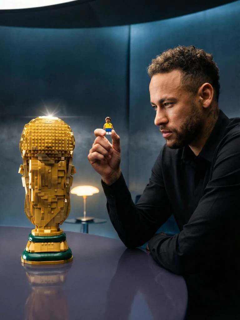 Designer viraliza ao colocar Neymar na campanha da Lego