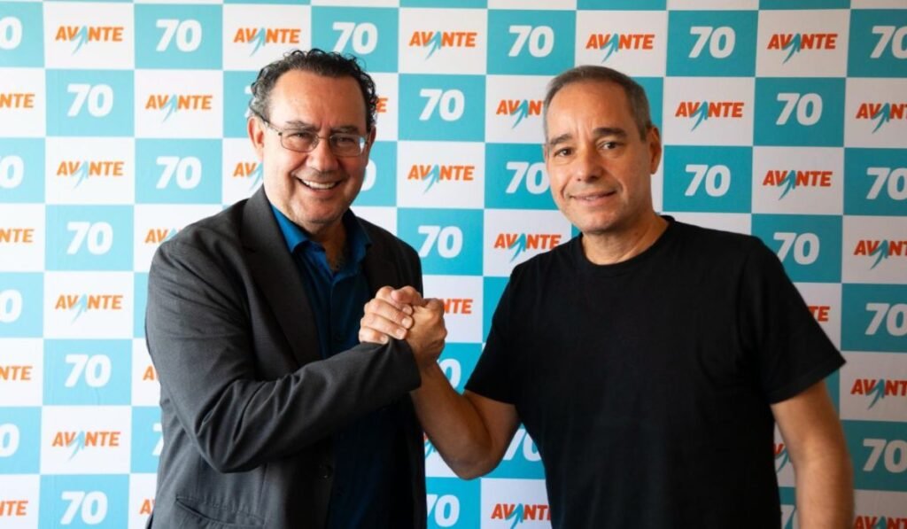 Candidatura de Augusto Cury é teste político focado em eleitor descrente, avalia especialista