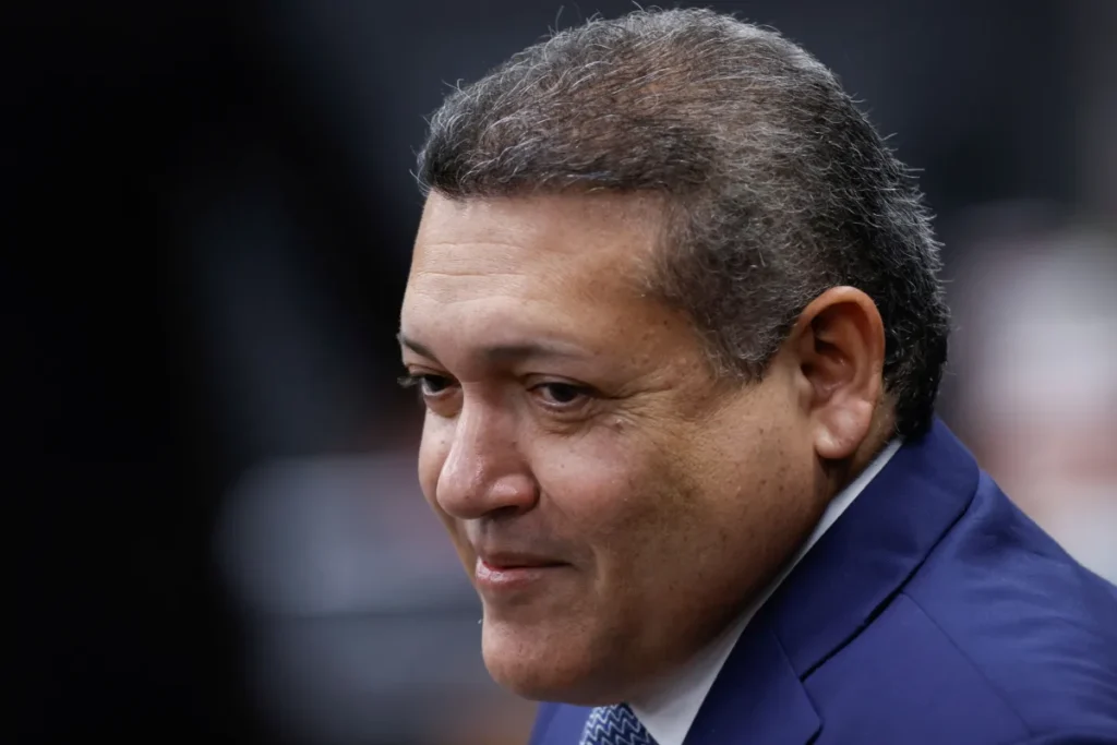 Indicados por Bolsonaro ao STF assumirão comando do TSE pela primeira vez