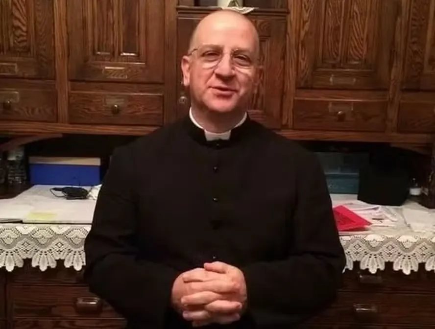 Padre exorcista diz que demônios surgem na forma de aliens para enganar a humanidade