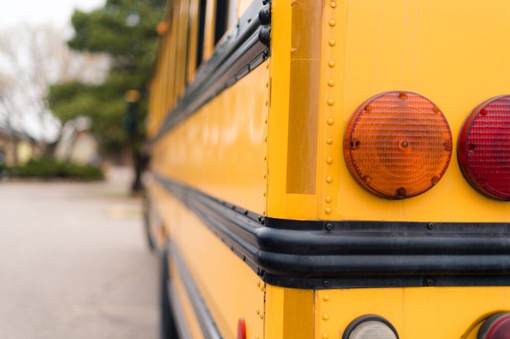 MPRN pede bloqueio de verbas por descumprimento de ordem sobre transporte escolar em Extremoz
