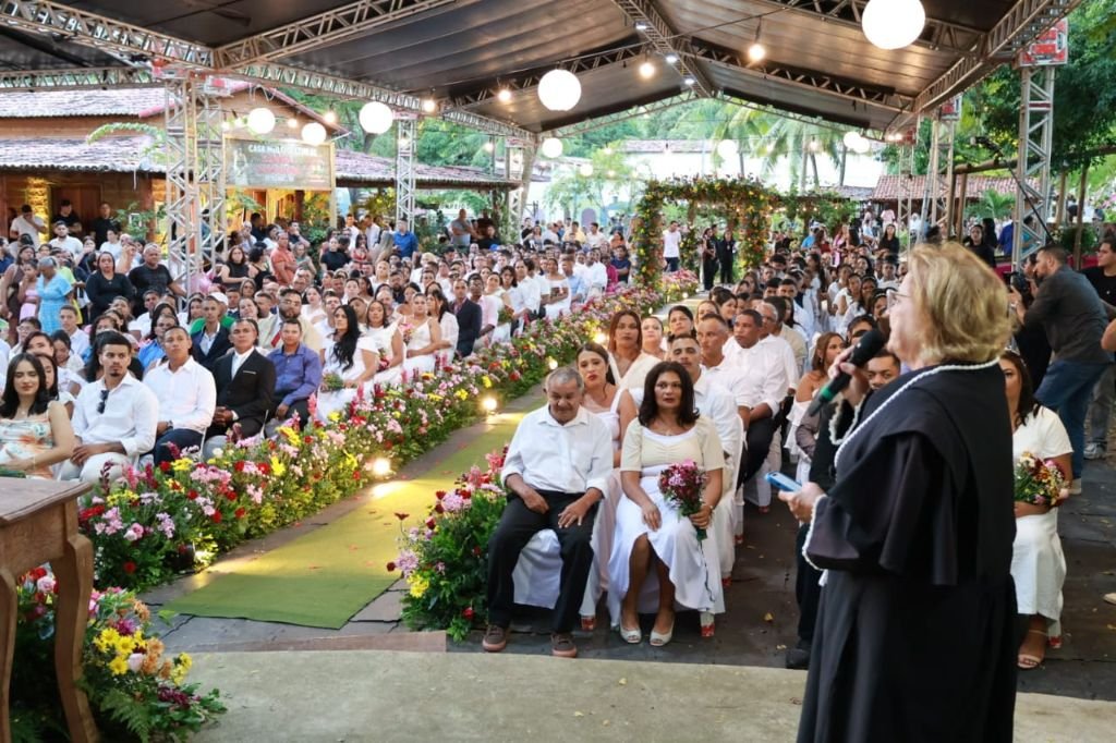 TJRN oficializa união civil de 96 casais durante casamento comunitário em Extremoz