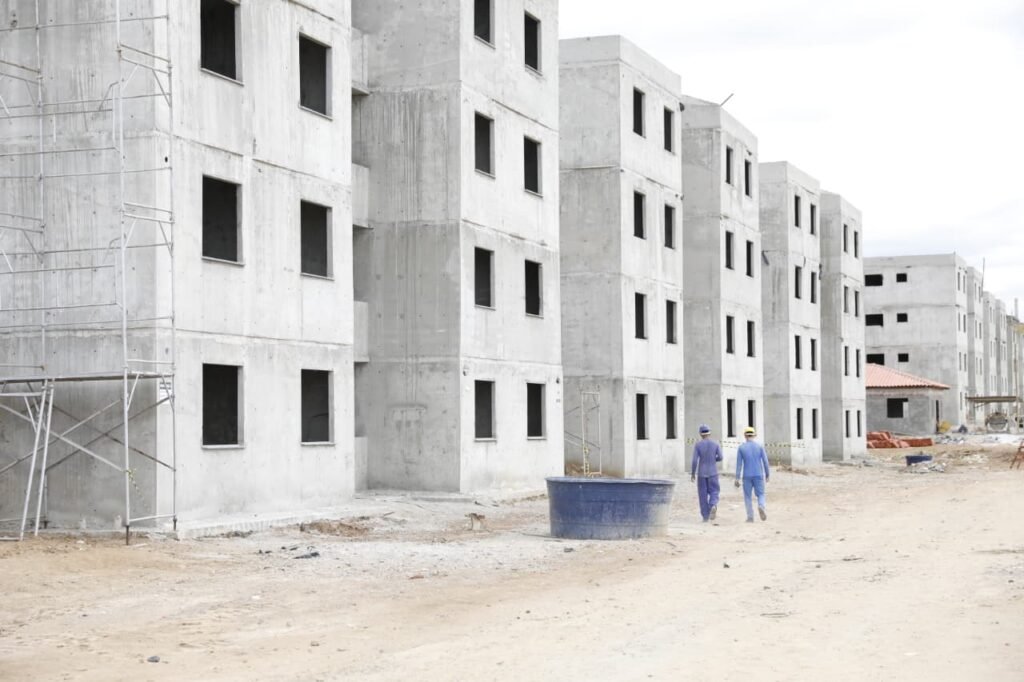 Governo do RN acompanha avanço das obras do Minha Casa, Minha Vida em Currais Novos