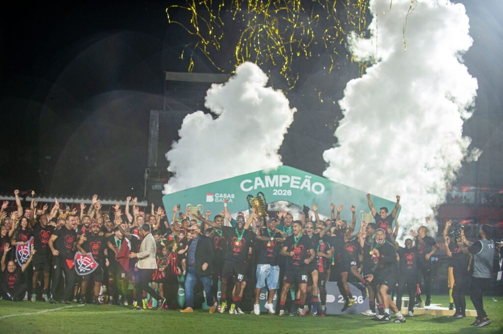 Vitória vence Fortaleza, conquista o pentacampeonato e iguala Bahia na Copa do Nordeste