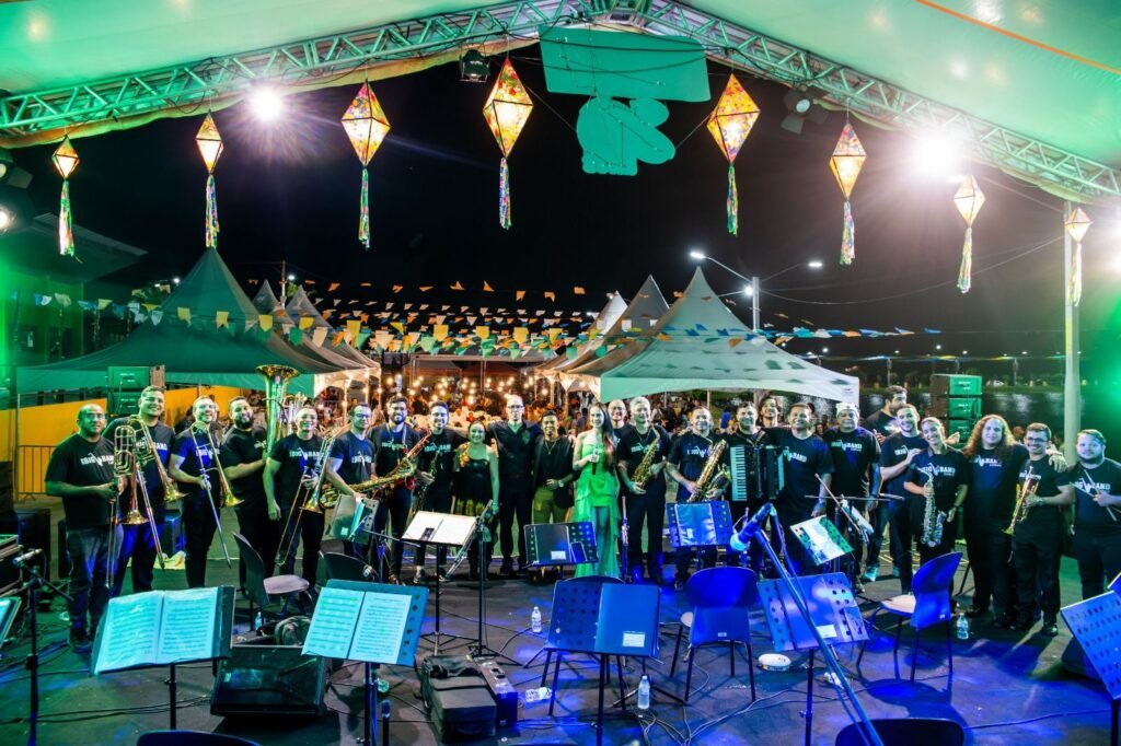 Concerto da SESI Big Band encerra programação do Sistema FIERN na Serra e reúne público em Serra de São Bento