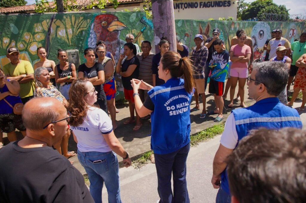 Famílias afetadas pelas chuvas recebem assistência no loteamento José Sarney