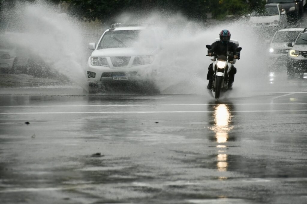 Natal supera média histórica de chuvas em julho. Capital já acumula 272,8 mm de chuva no mês