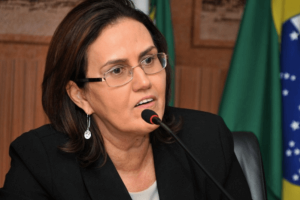 Virgínia Ferreira sobre Raimundo Alves: “Perde o governo, ganha a campanha”