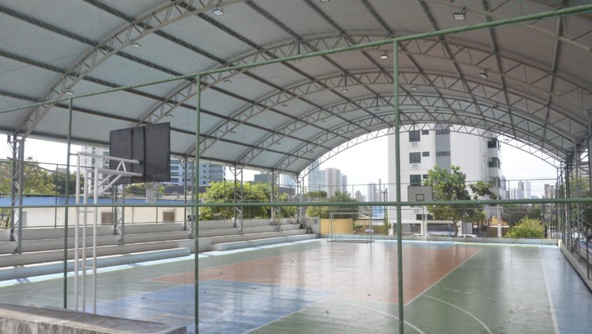 Guarapes e Conjunto Pirangi terão quadras esportivas requalificadas