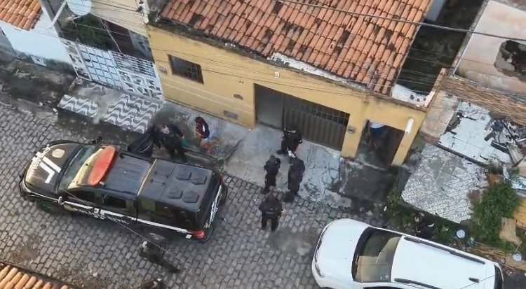 Casal investigado por tráfico de drogas é preso em Natal