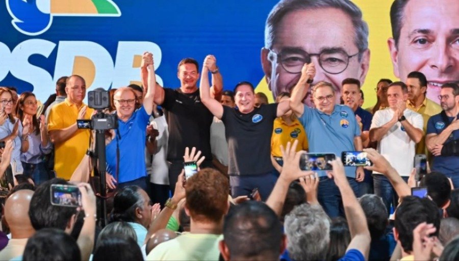 Ezequiel mostra força e faz o maior evento da pré campanha para anunciar apoio a Álvaro